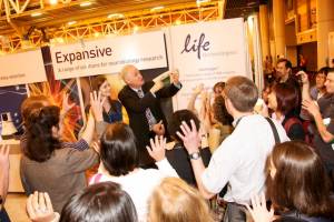 Magician Danny Orleans presenting at Science trade show